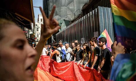 I­Ş­İ­D­,­ ­L­G­B­T­İ­ ­Y­ü­r­ü­y­ü­ş­ü­n­e­ ­S­a­l­d­ı­r­a­c­a­k­m­ı­ş­